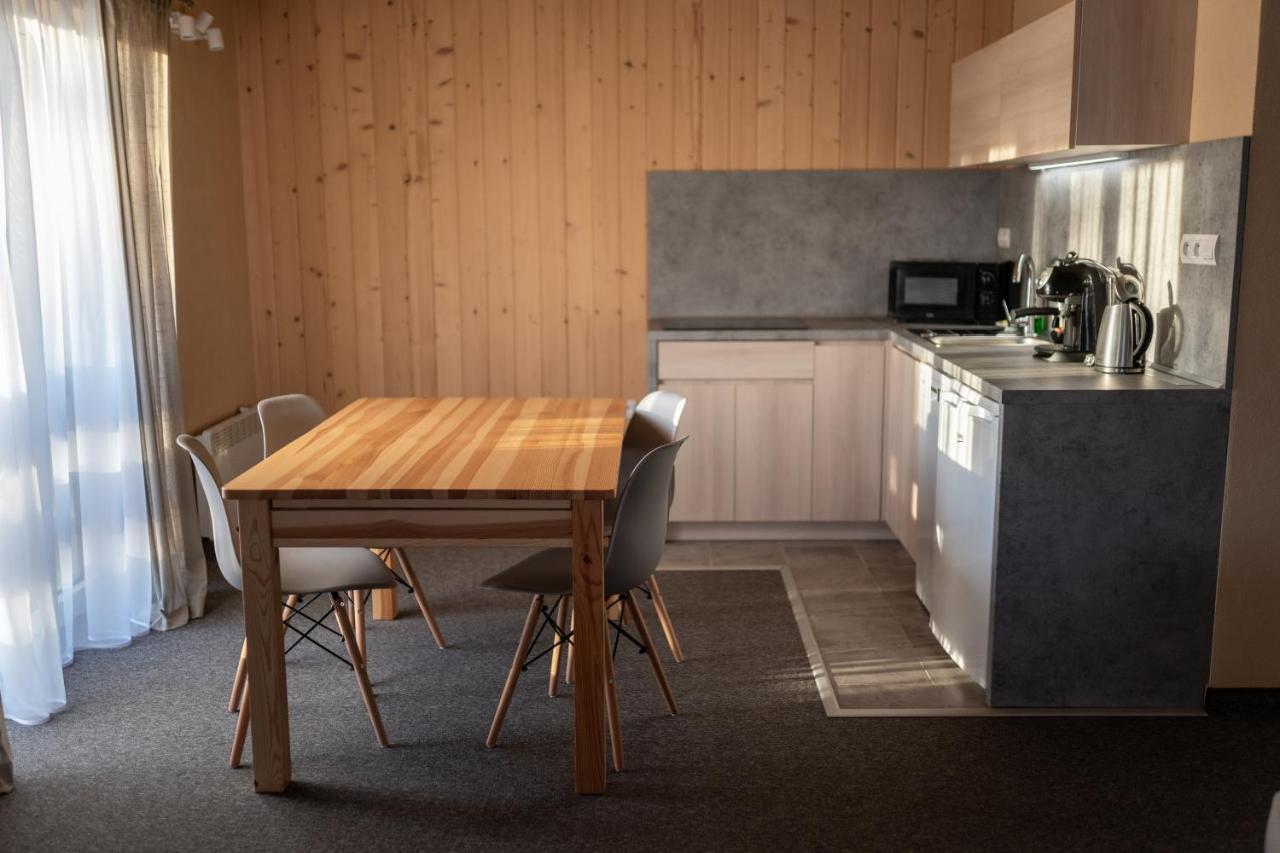Apartmány Janka + camp Bešeňová Exterior foto