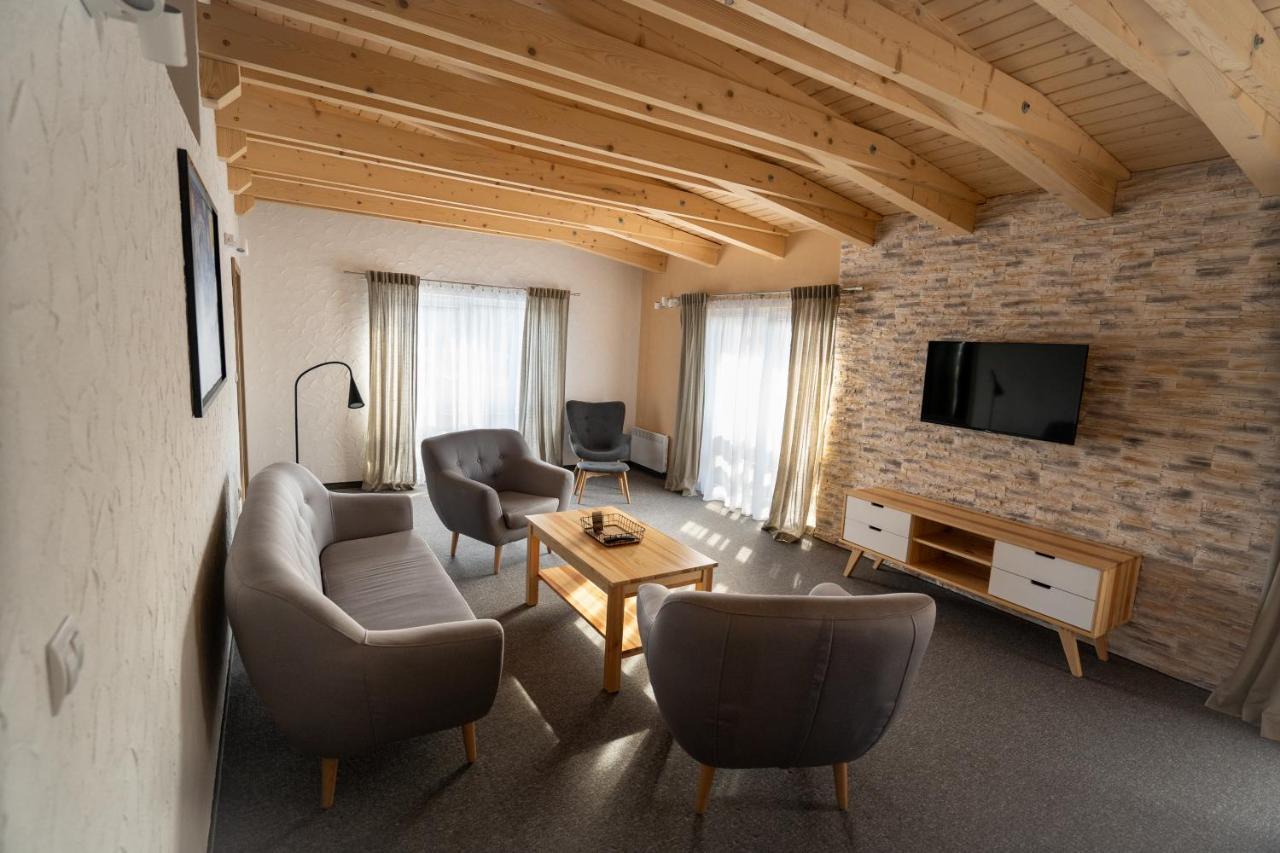 Apartmány Janka + camp Bešeňová Exterior foto