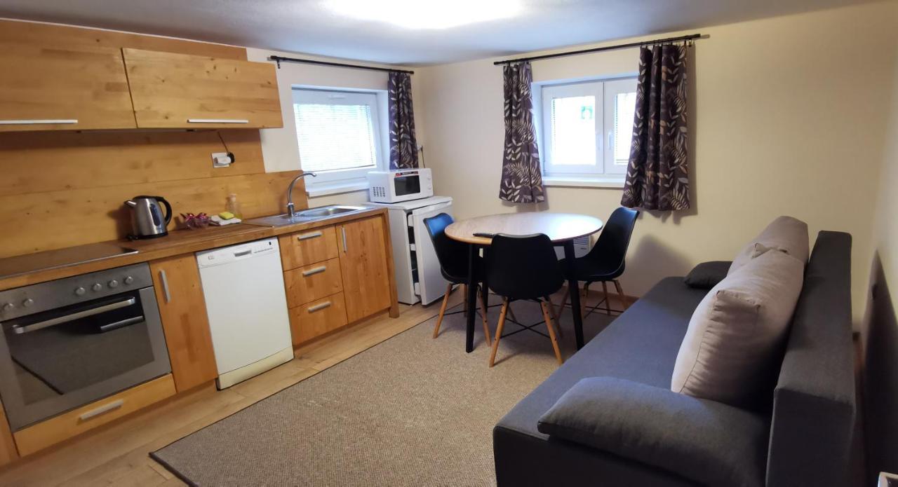 Apartmány Janka + camp Bešeňová Exterior foto
