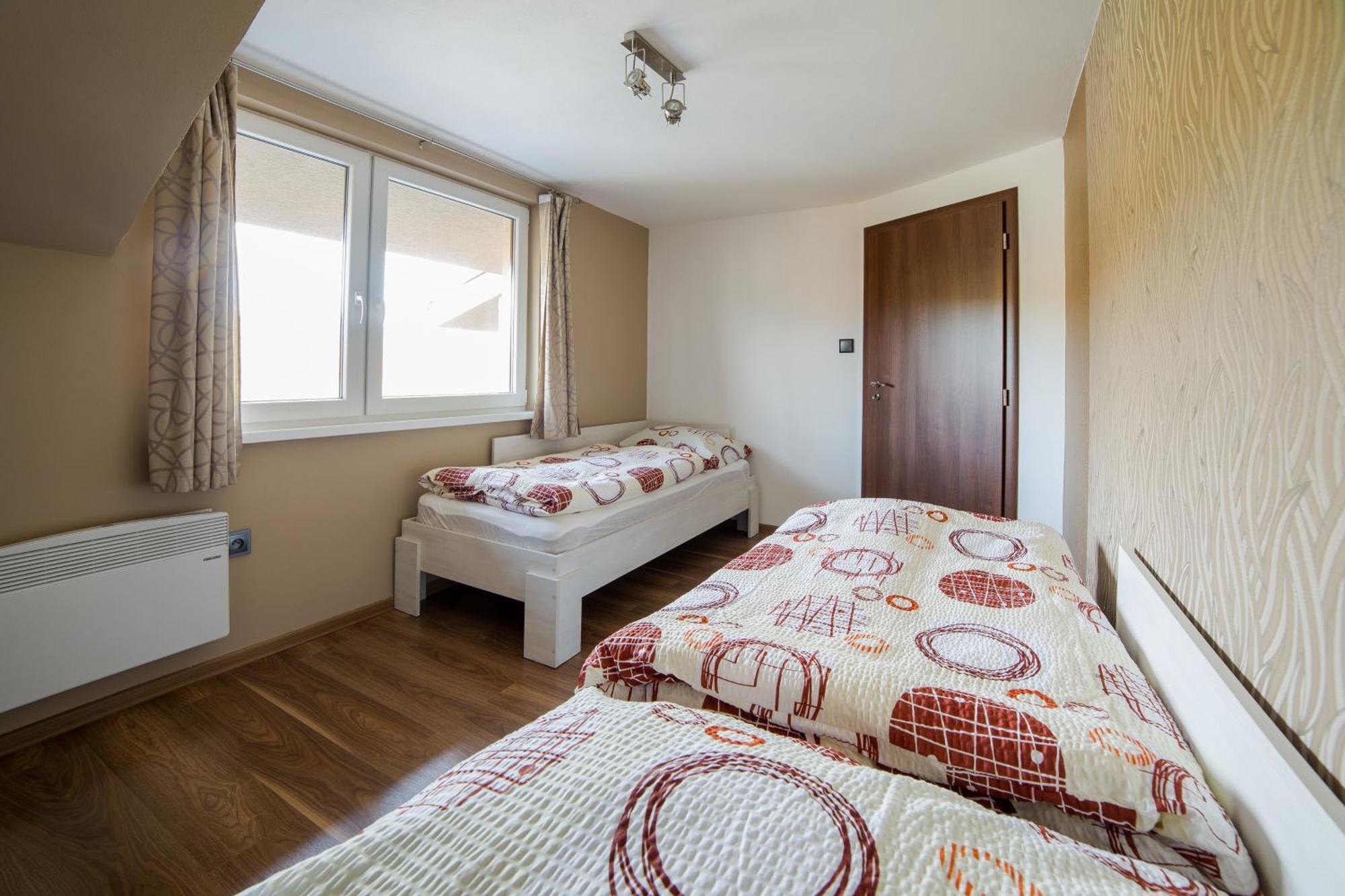 Apartmány Janka + camp Bešeňová Exterior foto